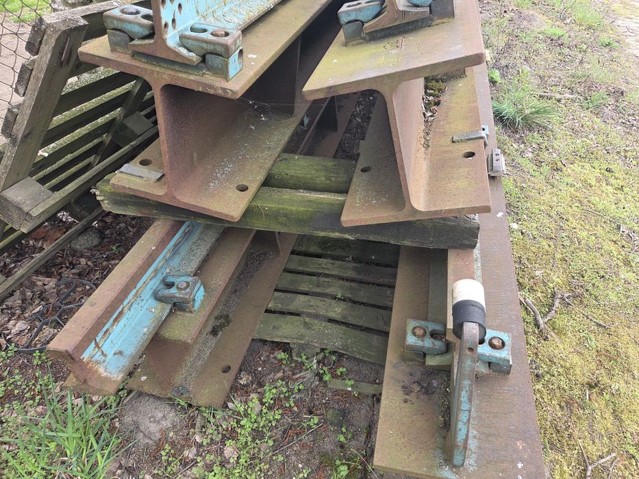 Dwuteownik HEB 300 tragarz