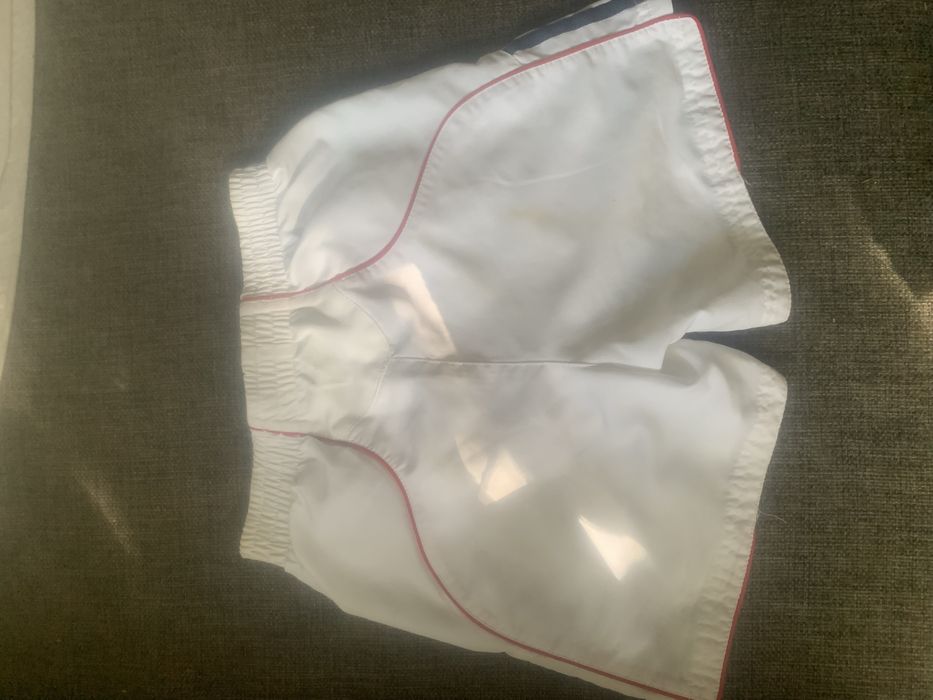 Шорти ,хлопчик,7-8 років,Lonsdale