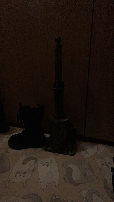Домкрат радянського виробництва