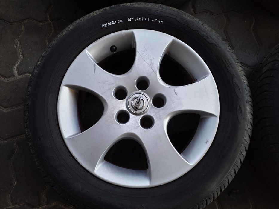 Jantes Nissan R16 Com Pneus 205/60 Furação 5X114.3