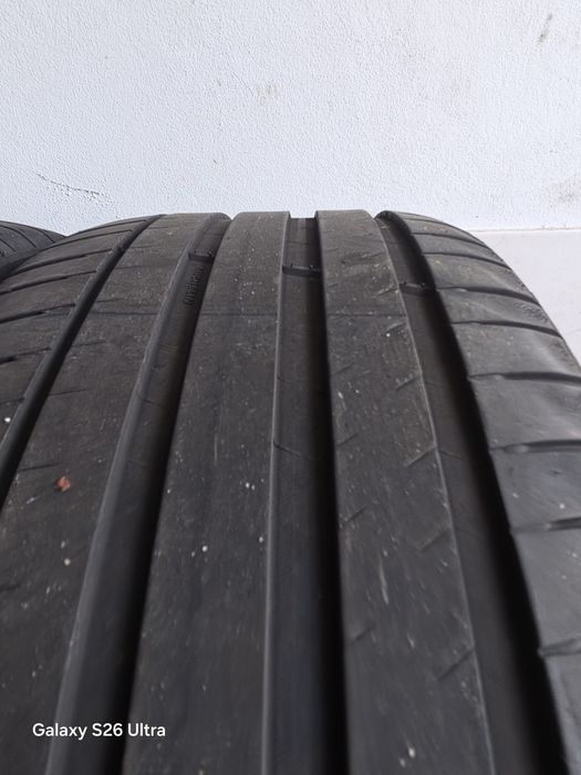 Pneus michelin pilot sport 4