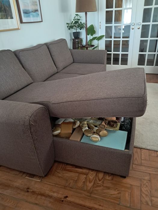 Sofá cama com chaise longue