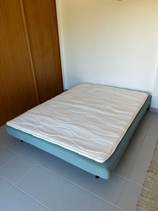 Sofá-cama / Banco clic-clac com sobrecolchão