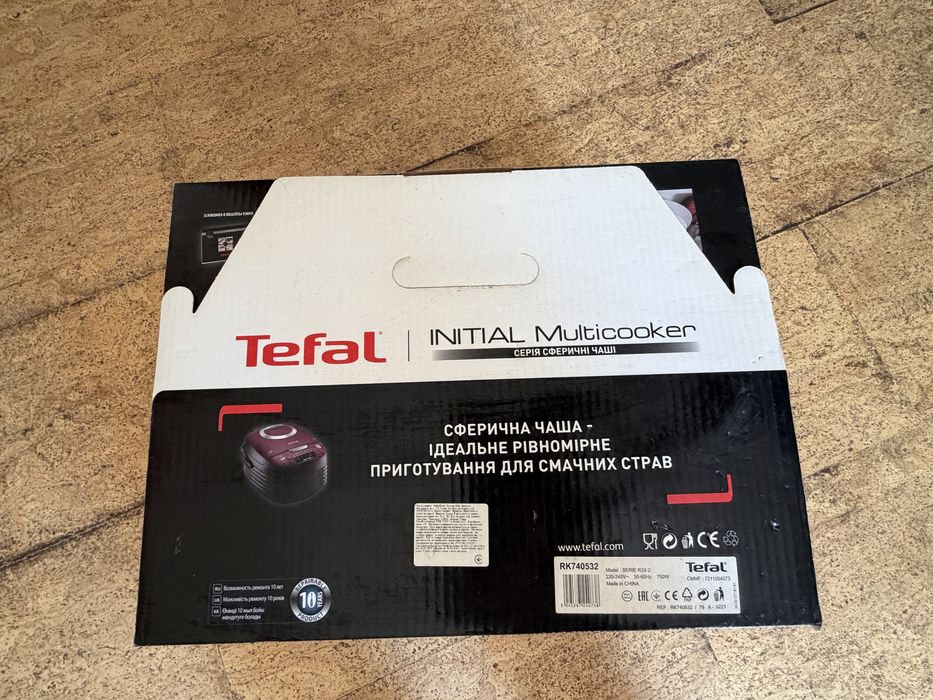 Продам Абсолютно нову мультиварку Tefal  Spherical Bowl RK740532