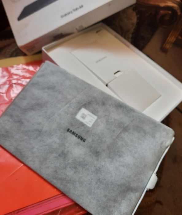 Планшет Samsung A8