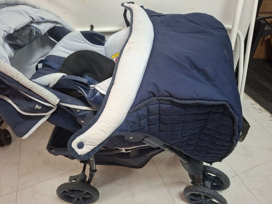 Carrinho de bebé