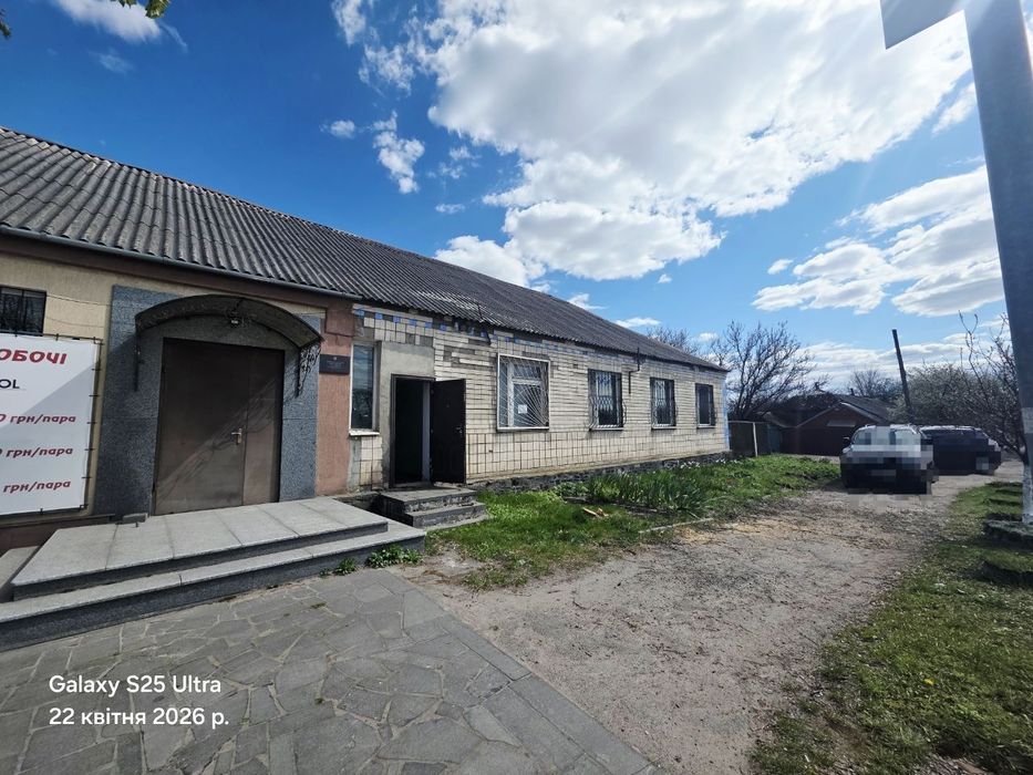 Продаж/Оренда нежитлового приміщення. 192м2. Ділянка 9сот. Коростенська 7б.