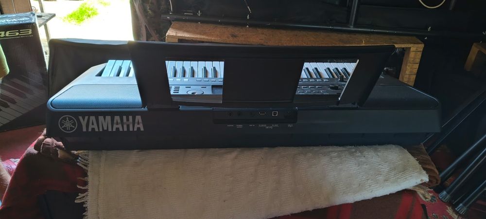 Yamaha  psr e463