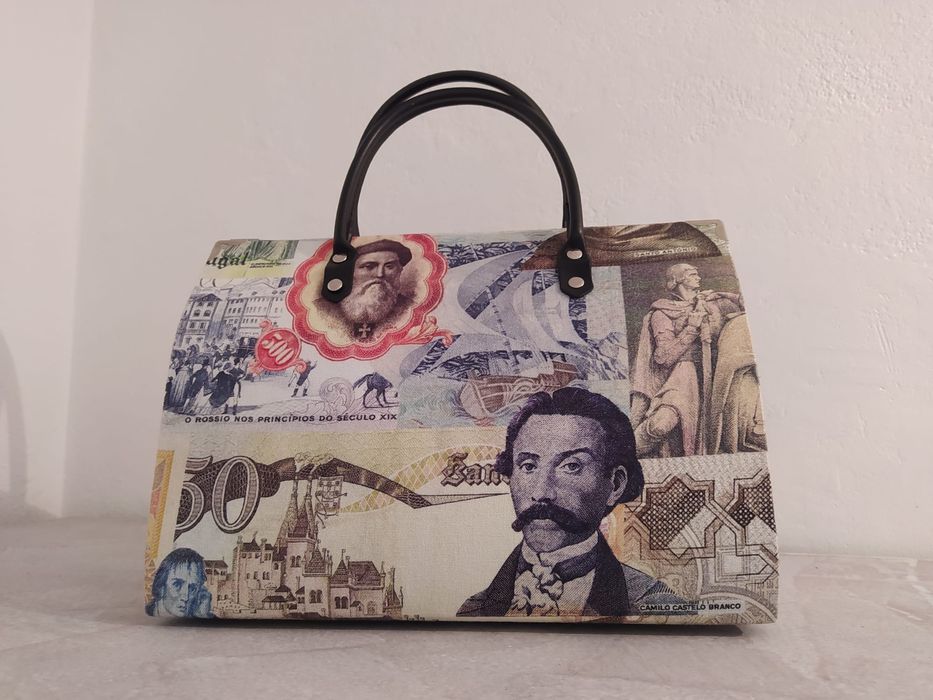 Mala feita à mão64752321729793120