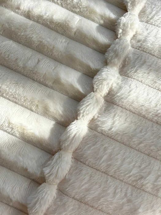 Покривало-Плед Шарпея 200*230 р білий / Плед Шарпей євро білий