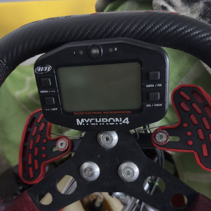 AIM Mychron  4  -  lap timer