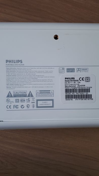 Leitor de DVD e pen drive portátil Philips PET830/00