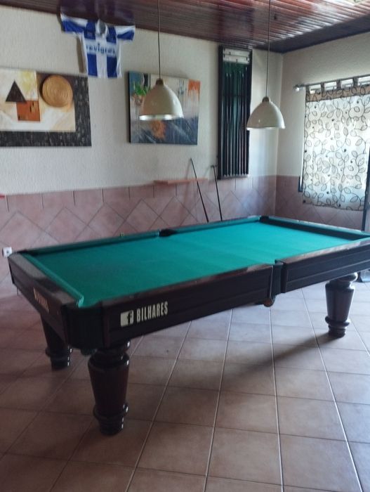 Mesa de Snooker/ Bilhar/ Pool com Montagem Incluída.