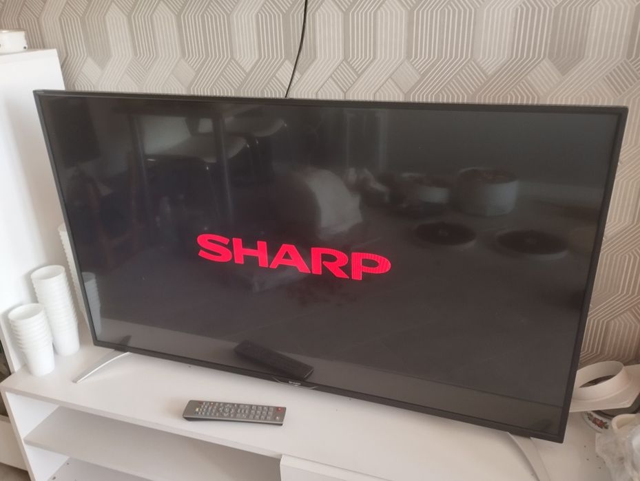 Телевізор Sharp 50"