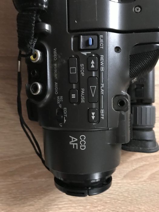 Відеокамера SONY CCD-FX270E вінтаж