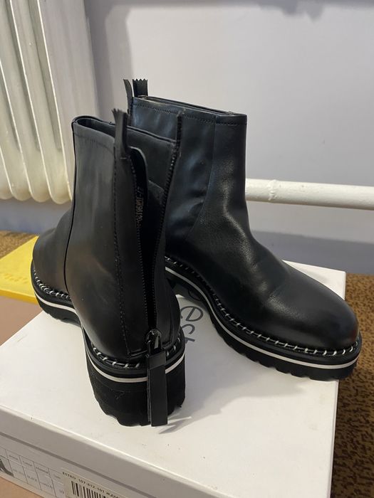 Жіночі ботинки черевики