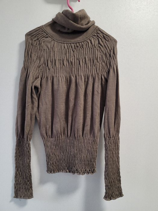 Тонкий вовняний светрик гольф в'язаний m-l від suisses