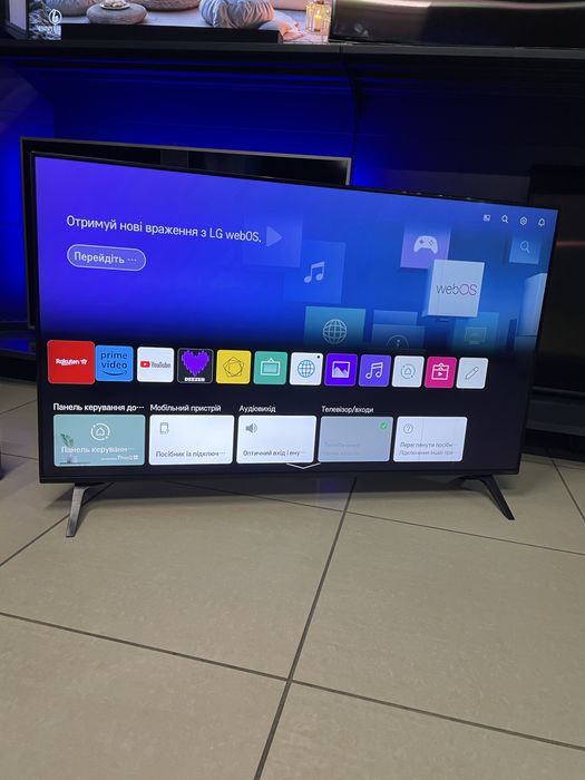 55’ LG 55SM8500. Дефект.