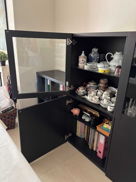 Aparador de 2 módulos com portas IKEA