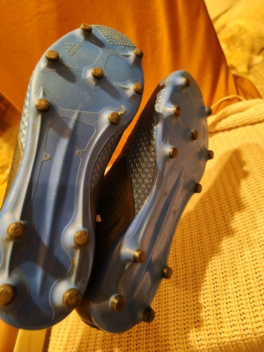 Adidas buty do gry w piłkę 41