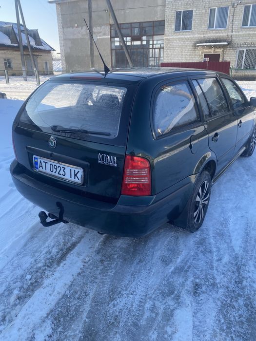 Шкода Октавія Тур 2003 рік 1.6 бенз-газ
