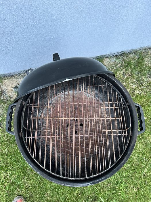 Grill węglowy zamykany