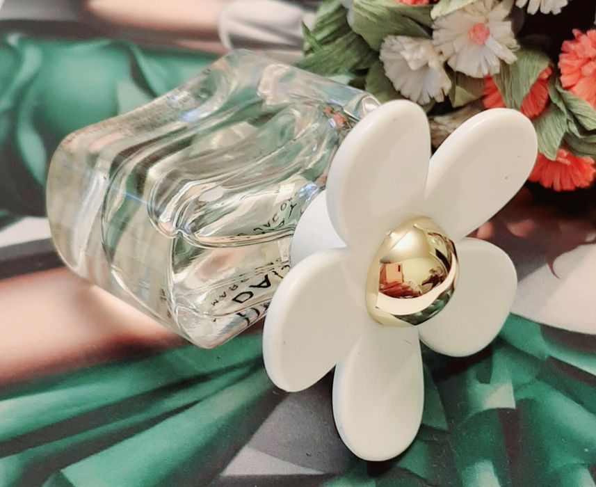 Marc Jacobs Daisy edt 4 ml, miniatura