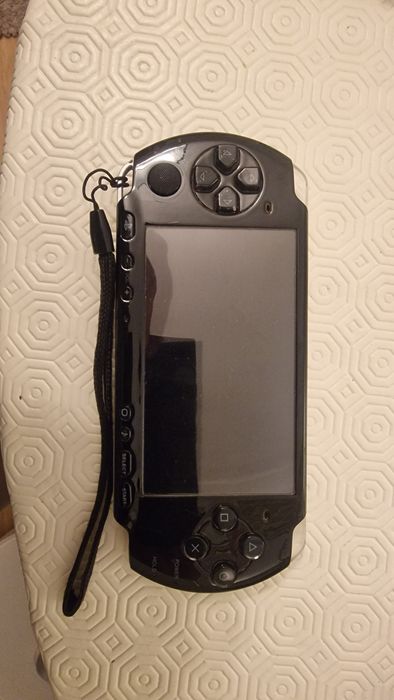 PSP 3004 piano black
