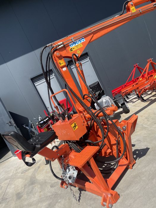 Grua florestal para trator