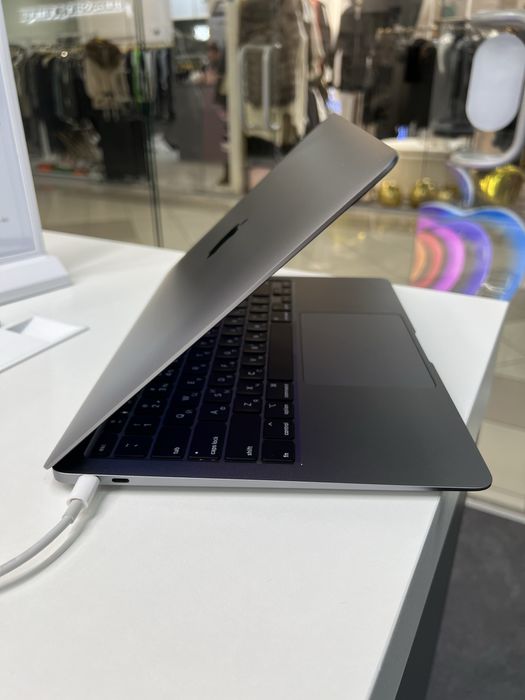 Ноутбук MacBook Air 13” 2020 i5 8ОЗУ 512GB SSD стан  9,9/10 #86040