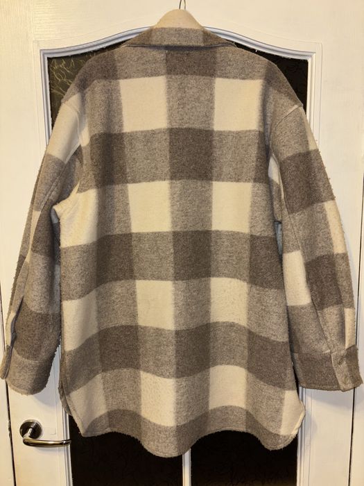 Куртка H&M женская в клетку.