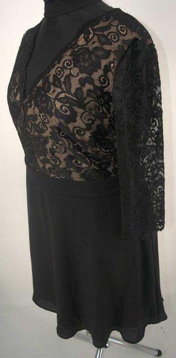 Wizytowa sukienka Bodyflirt z koronkową górą 48/50