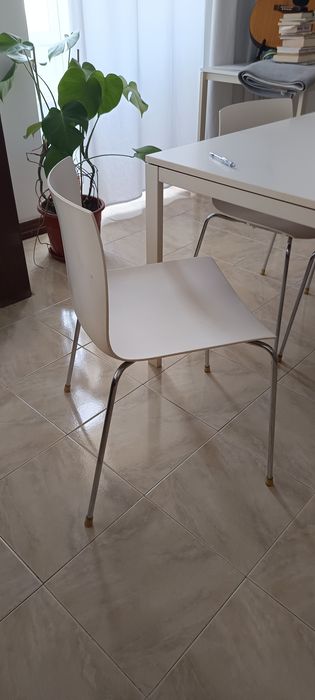 Cadeira Catifa 46 da marca ARPER