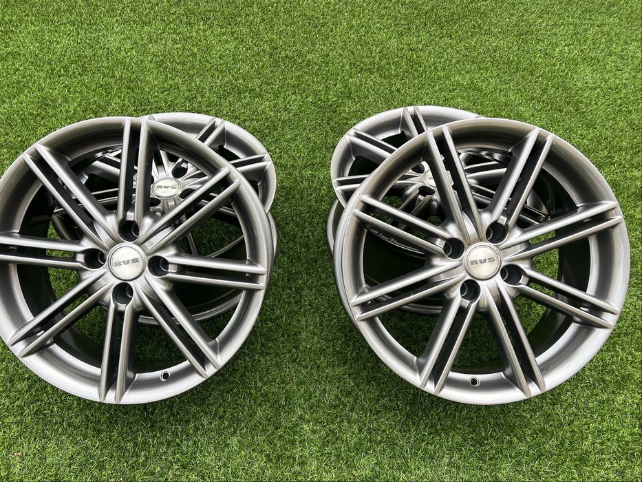 Jantes RVS FOX R2 17” 4x108 – Design Italiano – Excelente Estado