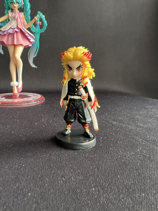 Аніме-фігурка Miku Hatsune Mitsuri Kanroji Rengoku