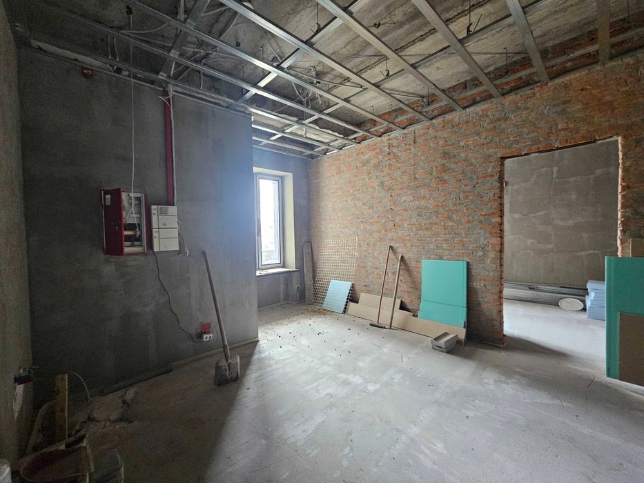 Продаж великої 2-к квартири у новобудові, Р-н Дахнівка. Сертифікат