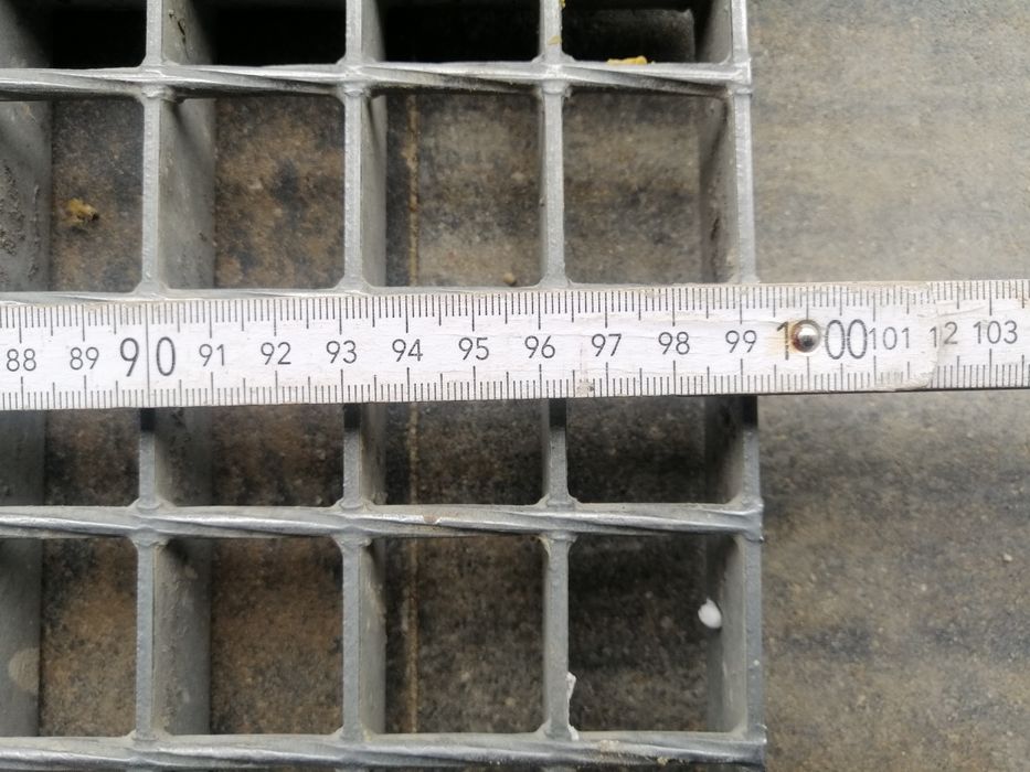 Podjazd pod garaż, krata ocynk