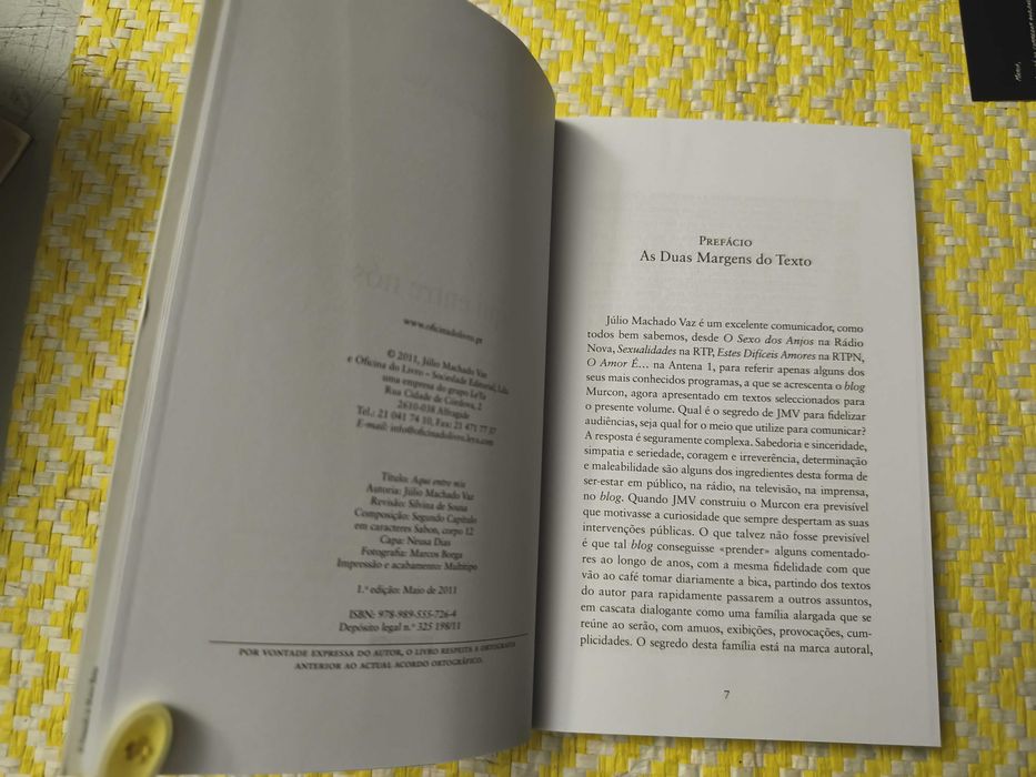 AQUI ENTRE NÓS
de Júlio Machado Vaz