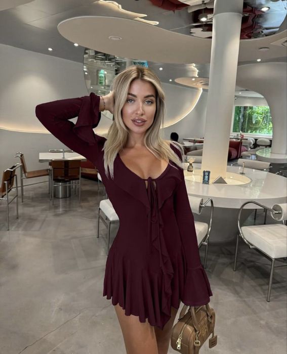 Сукня міні з воланами