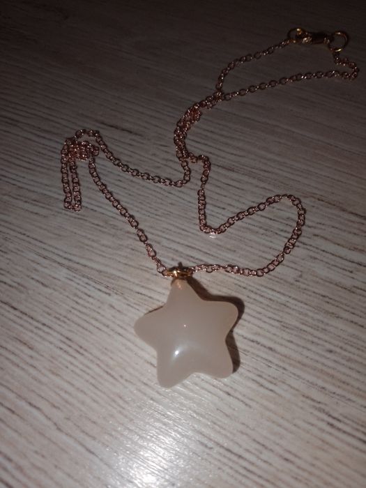 Naszyjnik z gwiazdką
