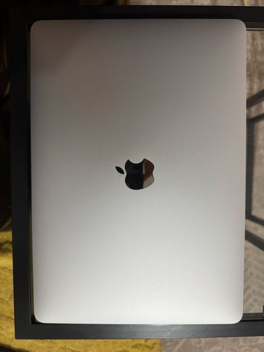 MacBook Air M1 16gb 256