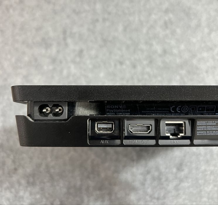 PS4 Slim 1 TB - Versão 12.02