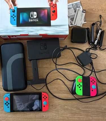 Nintendo Switch + acessórios