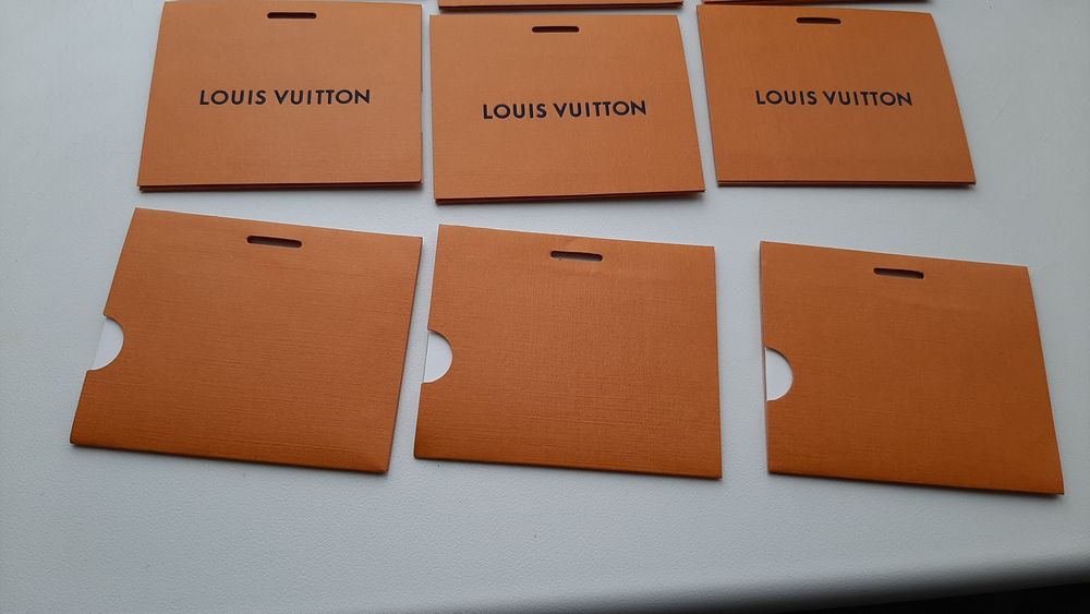 Подарункова листівка Louis Vuitton з конвертиком