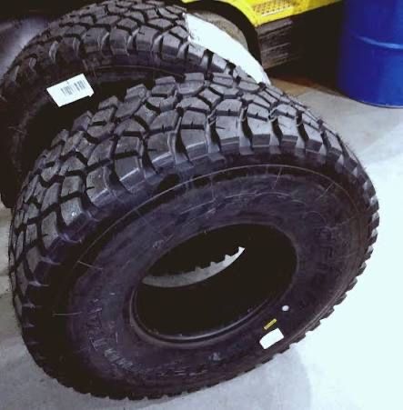 Pneus 35 12.5 r17