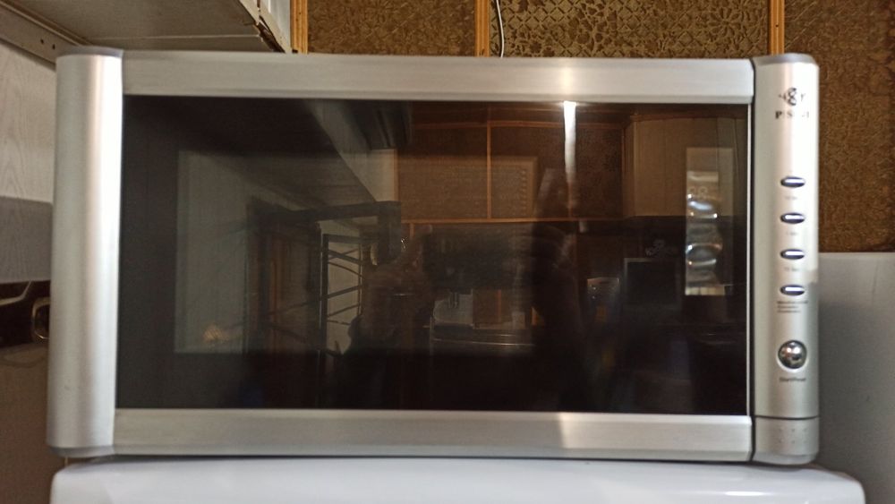 Мікрохвильова піч з Німеччини  Privileg wd258