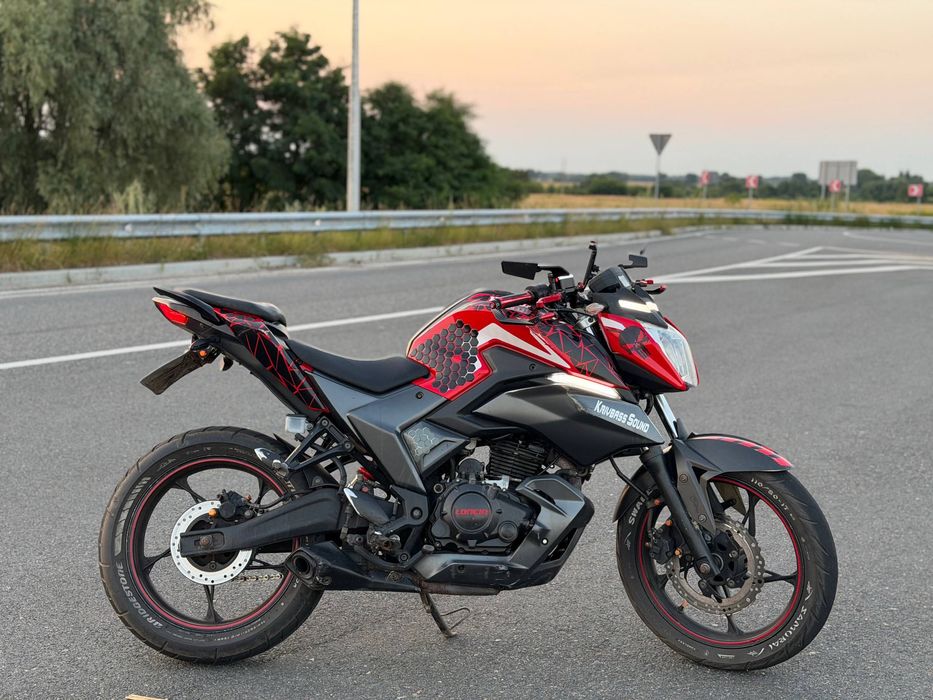 Мотоцикл Loncin cr4