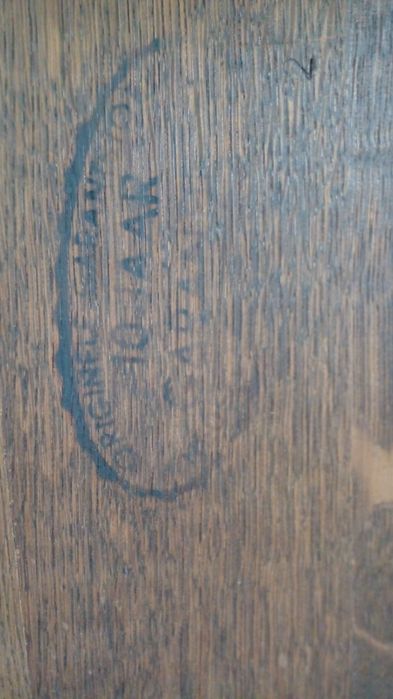 Стул мореный дуб   (с клеймом)