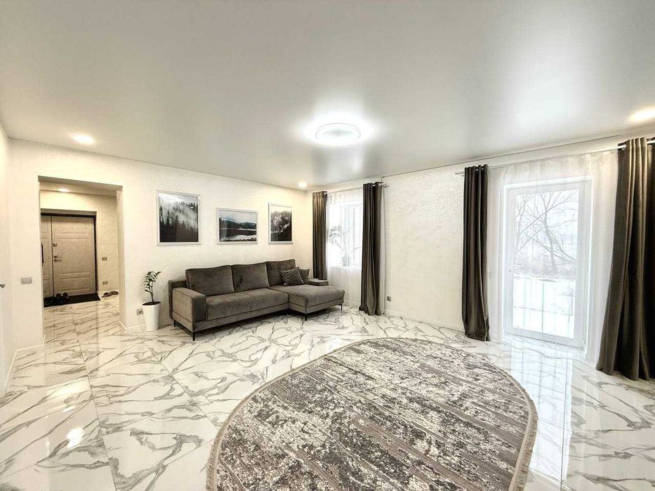 Капітальний будинок з ремонтом в м. Яготин Є ВІДЕООГЛЯД