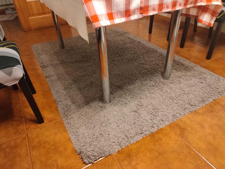 Tapete cinzento felpudo 130x190 cm